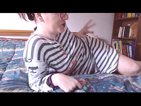 ❤️ Bu böyük qara xoruzu ağzına al kiçik qul ️❌ Sikiş videosu bizdə ﹏